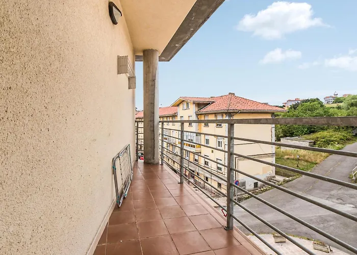 Lovely Apartment In Aviles With Kitchen