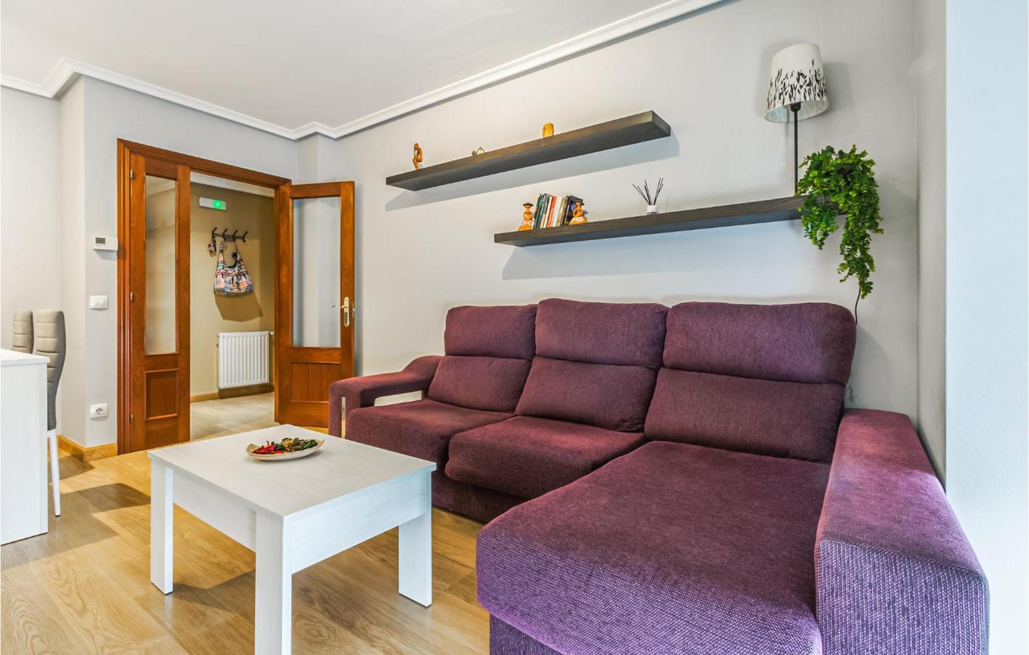 Lovely In Aviles With Kitchen *